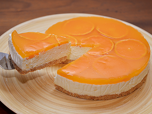 酸味と甘みのバランス◎ 南濃みかんのレアチーズケーキ