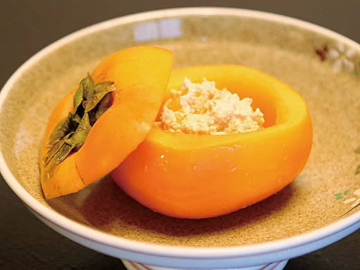 柿とごまの風味あふれる　柿とごまの白和え