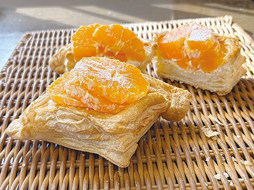 サクサク生地に、みずみずしいミカンが相性抜群 ミカンデニッシュ