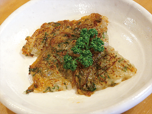 簡単でヘルシーなおやつ ダイコンと大葉のモチモチ焼き